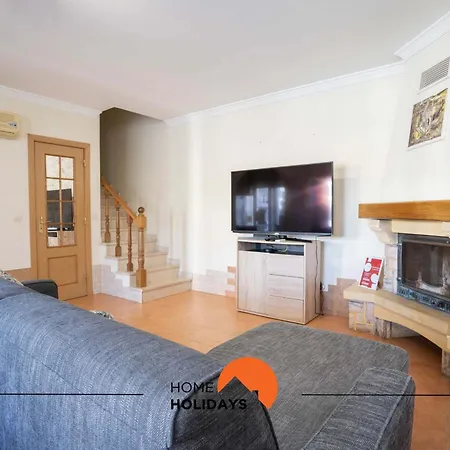 Holiday home #039 Family Private Pool Ac
