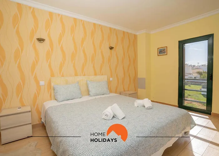 #039 Family Private Pool Ac *