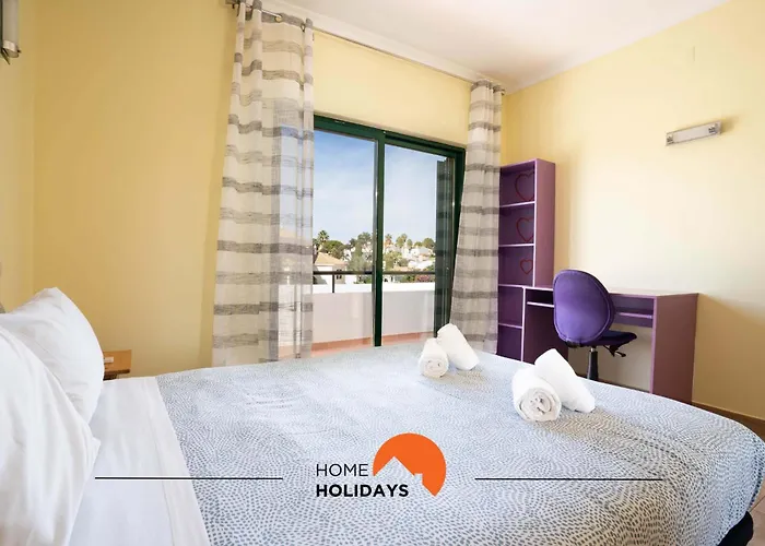 #039 Family Private Pool Ac